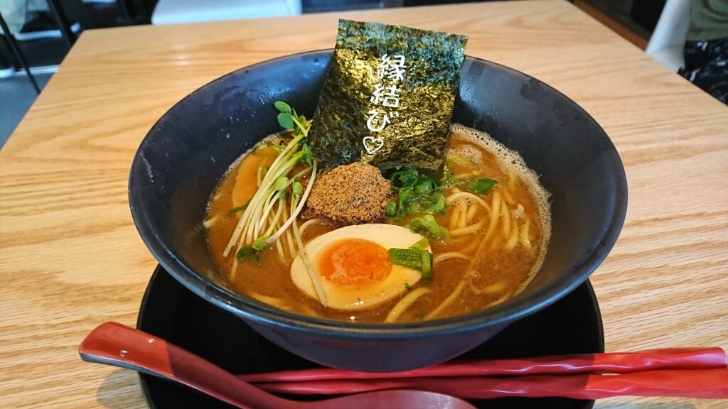 濃厚魚介ラーメン